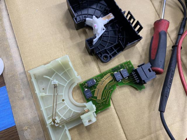 ポルシェ 911ターボ 996　バックランプ不点灯　故障診断　ユニット修理　基板修理　バックランプ点灯しない　故障修理　コンピューター診断　車検　修理　整備　八千代市