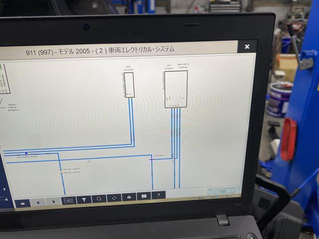 ポルシェ 911ターボ 996　バックランプ不点灯　故障診断　ユニット修理　基板修理　バックランプ点灯しない　故障修理　コンピューター診断　車検　修理　整備　八千代市
