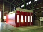 外国から取り入れた専用のブースで塗装します。ほこりが舞い上がらず綺麗に仕上がります。