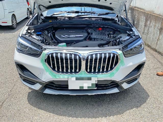 BMW F48 LCI X1 フロントグリル交換