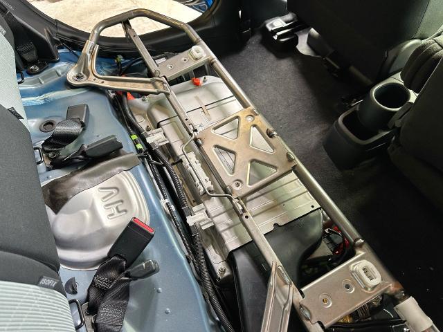 トヨタ NHP10 アクア ハイブリッドバッテリー交換