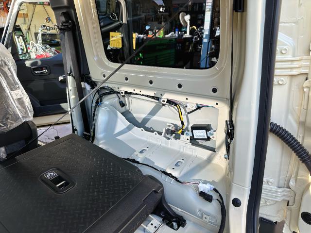 スズキ JB64 ジムニー 5型 新車 ディスプレイオーディオ バックカメラ等取付