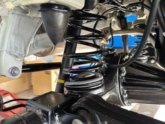 スズキ JB64W ジムニー 5型 新車 リフトアップ