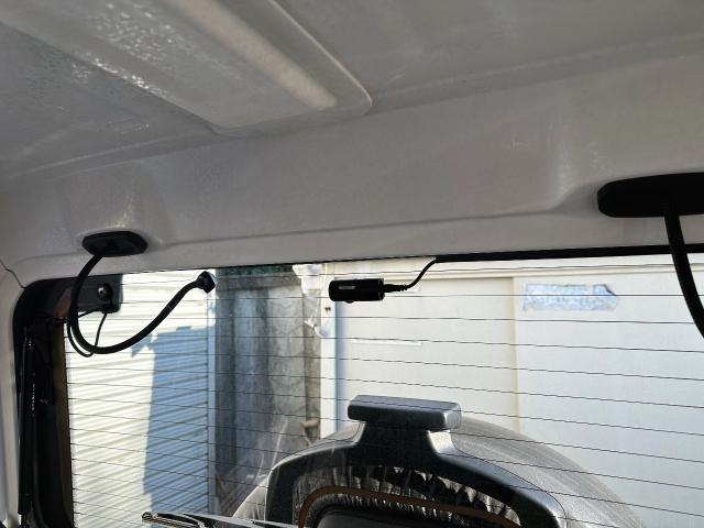 ジープ JL ラングラー アンリミテッド サハラ 前後ドライブレコーダー取り付け