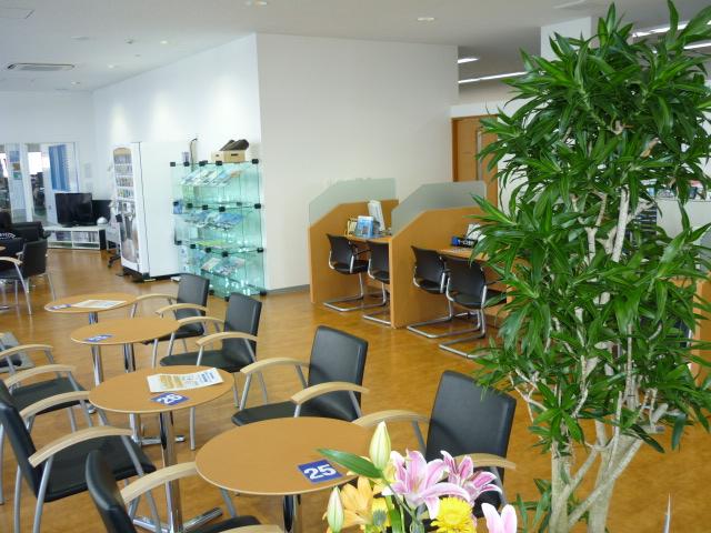 静岡マツダ 浜松和田店(5枚目)