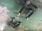 もしものレッカー作業もお任せください、写真はタイヤが回らない車を移動させるリフトです