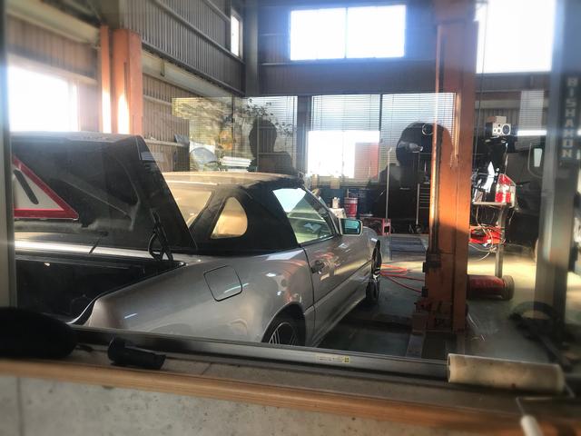 短時間の作業は隣接の待合室にてゆったりおくつろぎいただけます