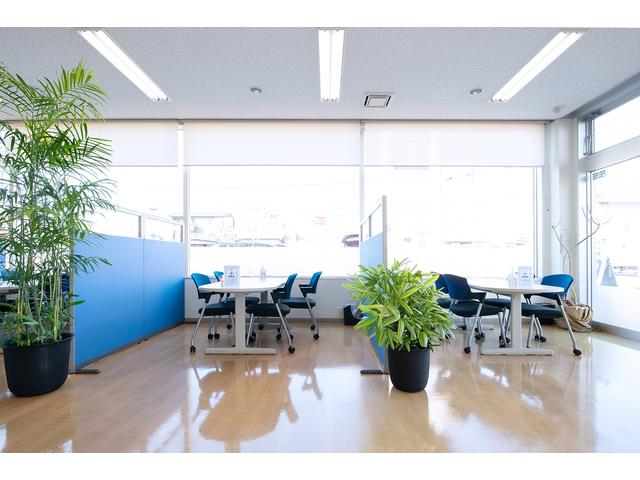 トヨタユナイテッド静岡(株) 藤枝青木中古車店(1枚目)