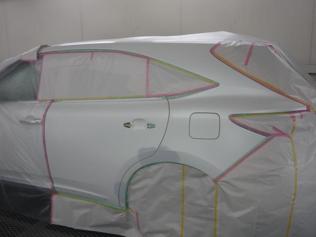 トヨタ　ハリアー板金塗装