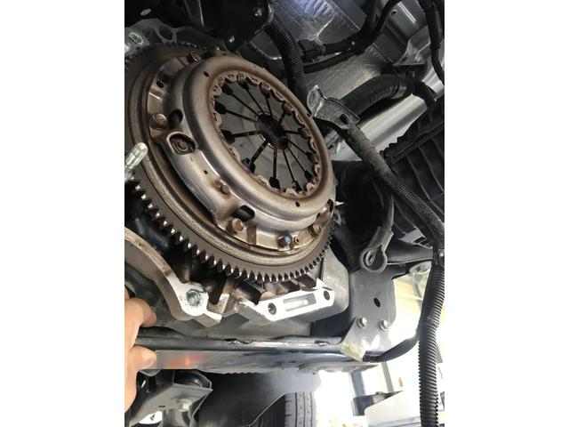 シフトが入らなく不動に…