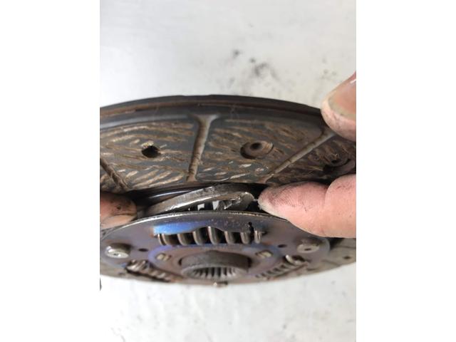 シフトが入らなく不動に…