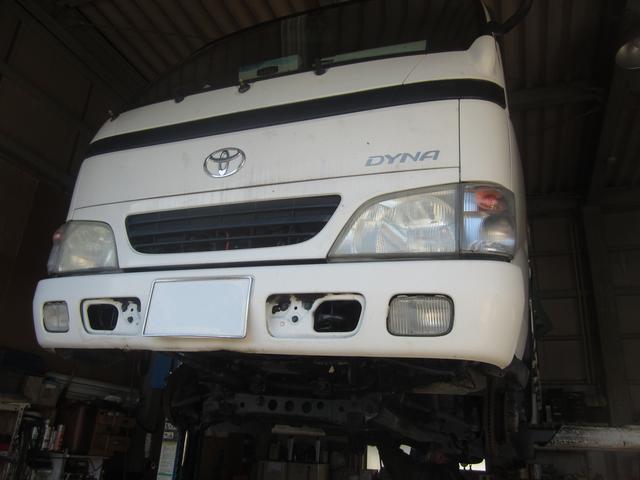 ダイナトラック　ＬＥＤヘッドライト取付　島田市のトータルカーサービス