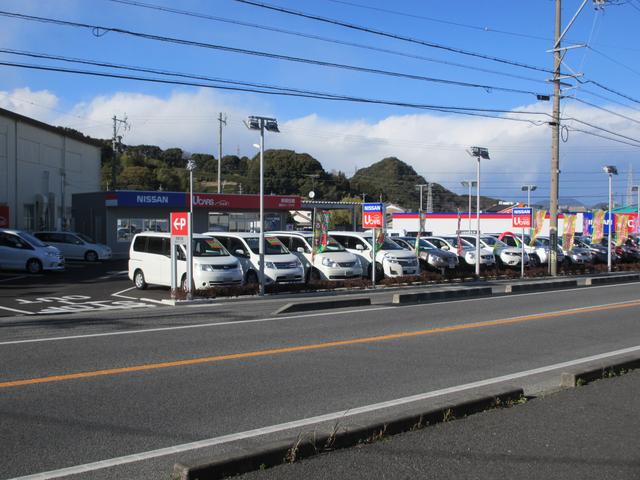 静岡日産自動車　藤枝カープラザ