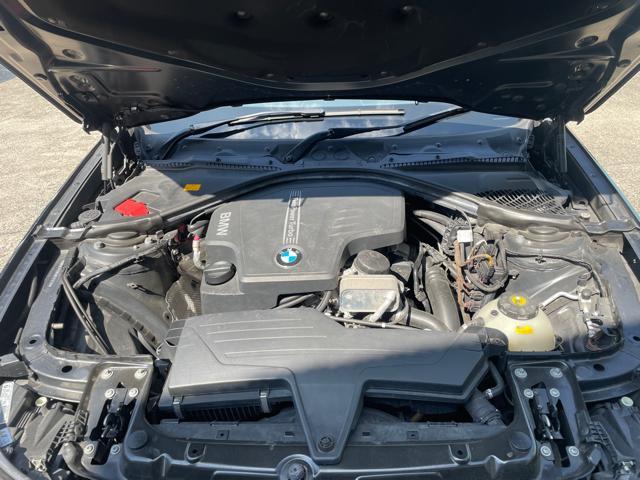 BMW エンジンルーム　ドライアイス洗浄