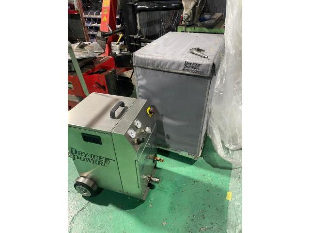 三菱　デリカＤ：５　吸排気系修理・整備　インテーク　ドライアイス洗浄