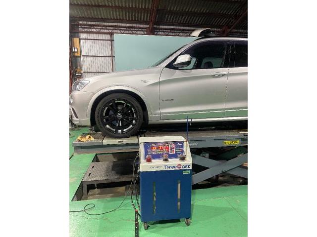 ＢＭＷ　Ｘ３　ミッション・駆動系修理・整備　オートマオイルパン交換　トルコン太郎によるオートマオイル圧送交換