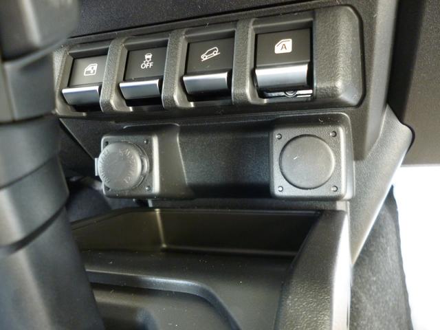 JB74W　ジムニーシエラ　　ナビ・ETC・バックカメラ