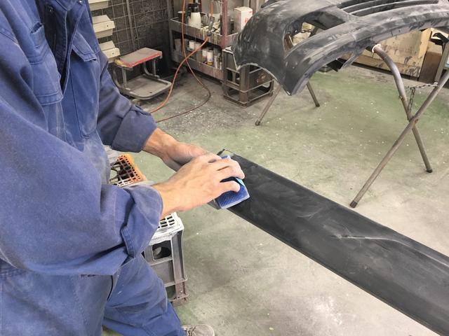 エブリーをエアロパーツで武装しました。