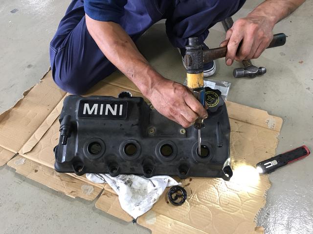 MINIのプラグホールガスケットを交換しました。