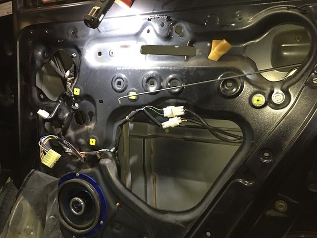 アトレーワゴンのパワーウインドウ修理をさせて頂きました。