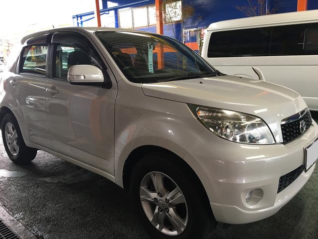 ラッシュの鈑金塗装をさせて頂きました。