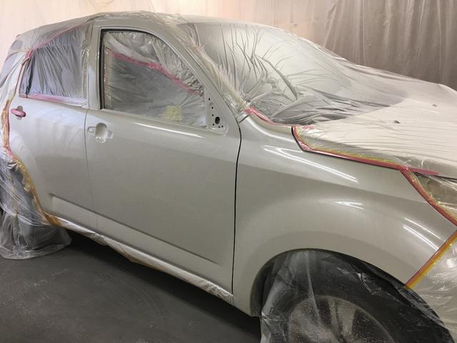 ラッシュの鈑金塗装をさせて頂きました。