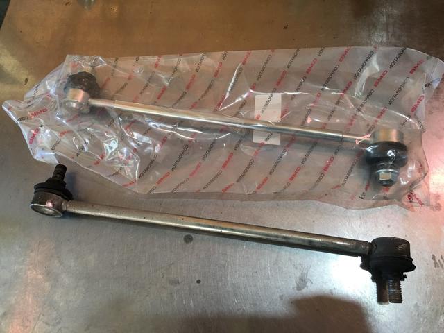 タントエグゼの足回り修理をさせて頂きました。
