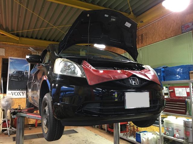 フィットの車検をさせて頂きました。