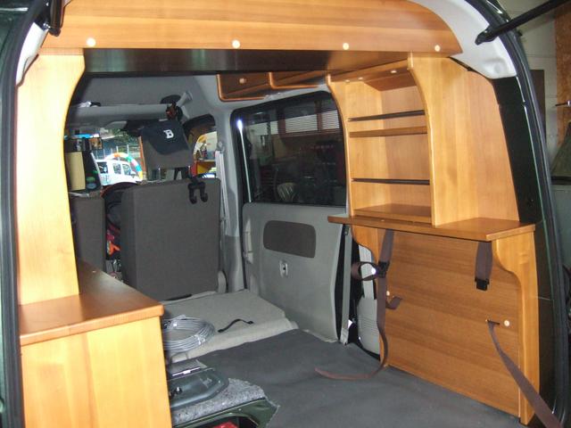 エブリーバンをキャンピング仕様に改造しました。