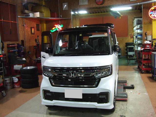 ご購入頂いたN-BOXカスタムの納車前に（ナビ・ドラレコ・ETC）の取付をさせて頂きました。