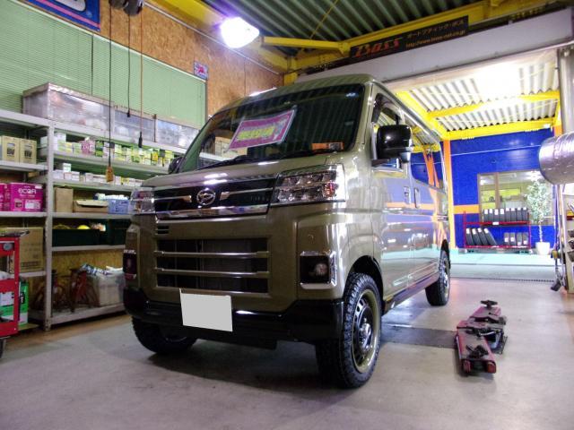 ご購入頂いたｱﾄﾚｰRSの納車前にリフトアップサスの取付をさせて頂きました。