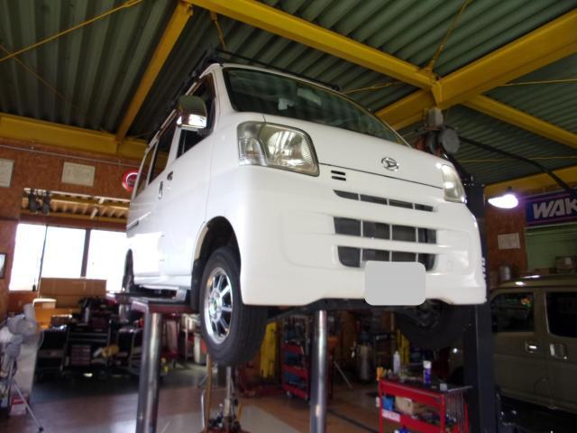 ハイゼットカーゴのオイル交換をさせて頂きました。