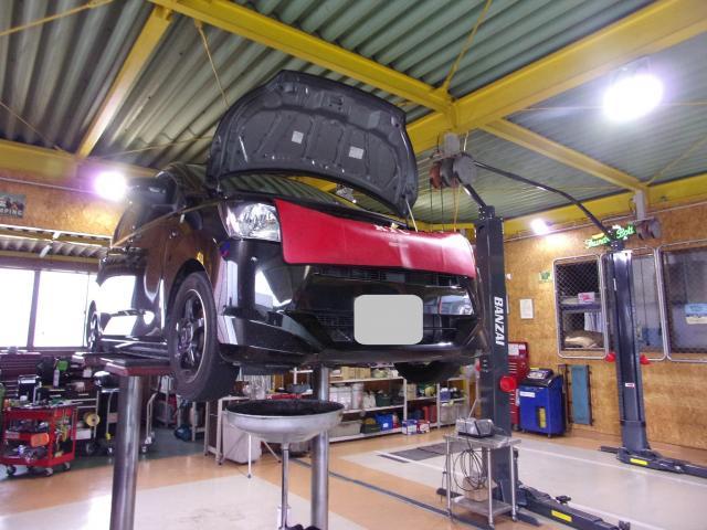 ミライースのオイル交換をさせて頂きました。