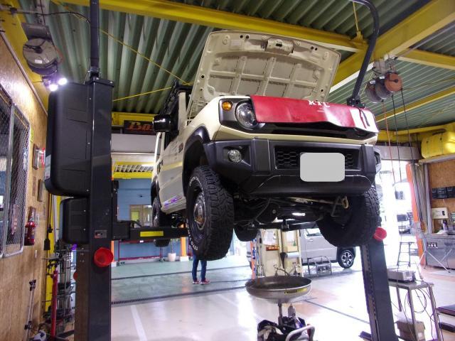 ジムニーのオイル交換をさせて頂きました。