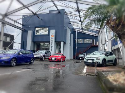 他店で購入された輸入車も承ります。