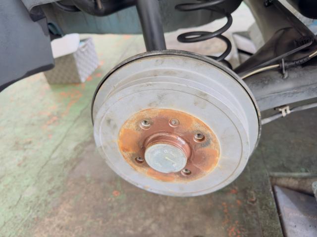 フォルクスワーゲン　アップ！　車検整備