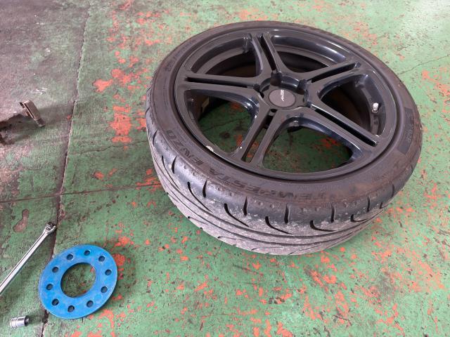 ホンダ　シビックタイプR リアハブボルト交換