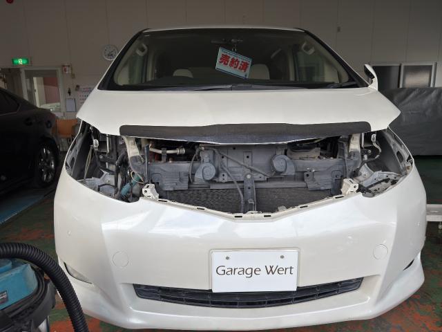 トヨタ　20アルファード ヘッドライトレンズ交換