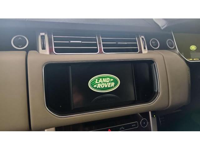 ランドローバー　レンジローバーヴォーグ　大画面ディスプレイオーディオ取り付け