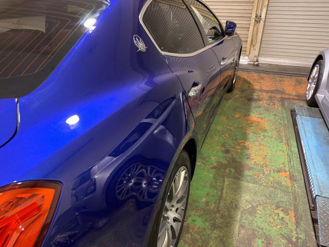 マセラティ　ギブリ　ガラスコーティング