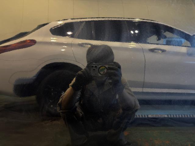 トヨタ　ヴォクシー　ガラスコーティング