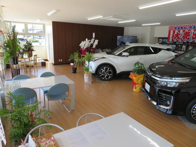 新車専門店　新車選びドットコム　中古展示場(2枚目)