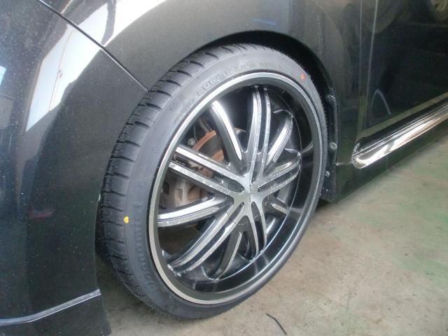 bB 205/35R18 タイヤ交換　