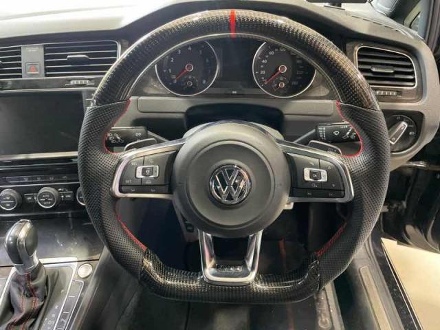 ゴルフGTI　ステアリング交換