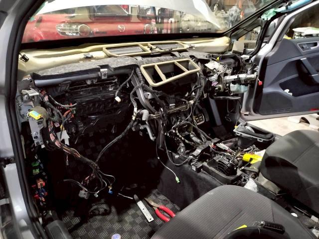 フォルクスワーゲン ゴルフ DBA-AUCJZ エアコン効かない エバポレータ交換 修理 静岡県 三島市 熱海市 沼津市 自動車 外車 輸入車