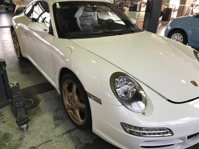 ポルシェ911　1年点検ご入庫