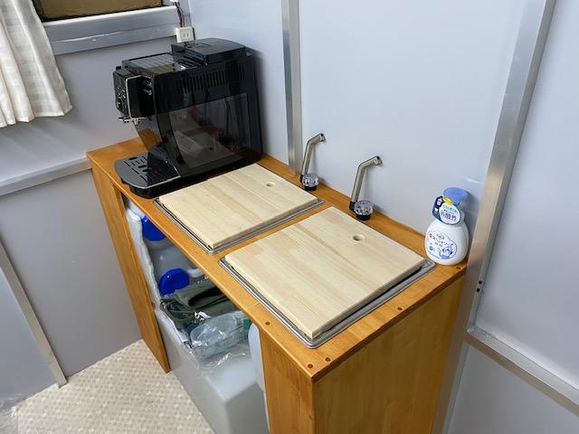 ダイナ　キッチンカー　　洗面台作成　移動販売車　内装修理　