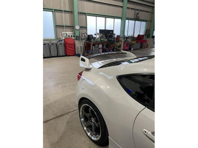 掛川市にお住まいのお客様から　トヨタ　８６　外装品・エアロパーツ取付　のご依頼をいただきました。