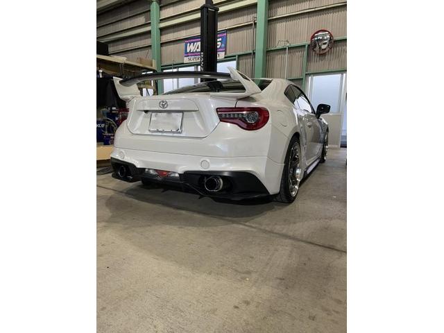 掛川市にお住まいのお客様から　トヨタ　８６　外装品・エアロパーツ取付　のご依頼をいただきました。