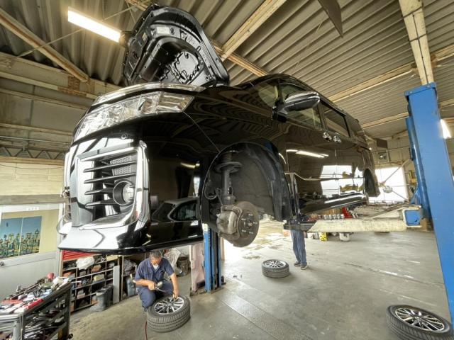 袋井市でトヨタ・ヴォクシーの車検なら江塚自動車商会|車検業者の選び方と注意点を解説